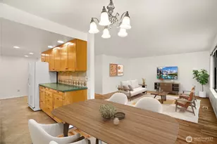 616 S 25th St, Renton, WA 98055 - Photo 11