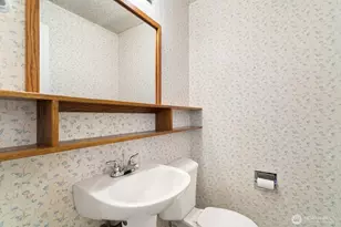 616 S 25th St, Renton, WA 98055 - Photo 29