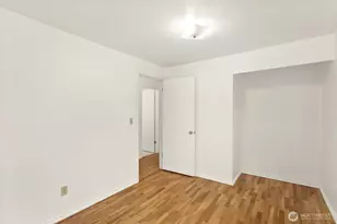 616 S 25th St, Renton, WA 98055 - Photo 21