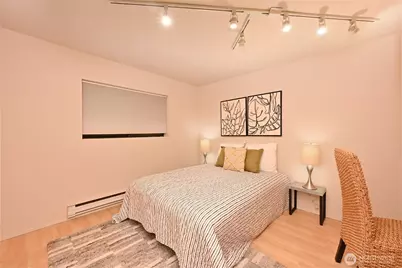 6648 Park Point Way NE #D-111, Seattle, WA 98115 - Photo 21