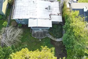 15946 SE 1st St, Bellevue, WA 98008 - Photo 39