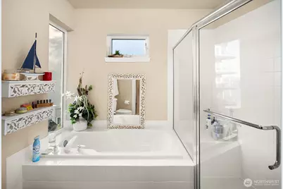 1402 Alki Avenue SW #402, Seattle, WA 98116 - Photo 27