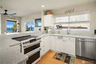 1402 Alki Ave SW, Seattle, WA 98116 - Photo 17