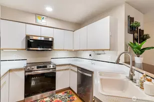 11130 SE 208th St, Kent, WA 98031 - Photo 7