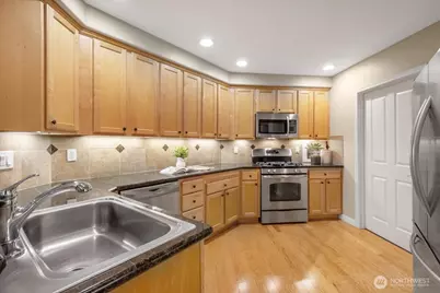 8500 Main Street #F212, Edmonds, WA 98026 - Photo 11