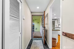 7704 45th St Ct W, University Place, WA 98466 - Photo 3