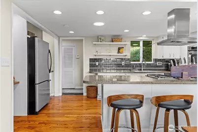 7704 45th Street Ct W, University Place, WA 98466 - Photo 9