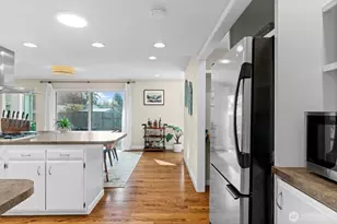 7704 45th St Ct W, University Place, WA 98466 - Photo 7