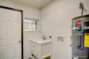 8739 F and S Grade Rd, Sedro Woolley, WA 98284 - Photo 11