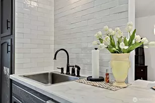 1655 Wheaton St, Raymond, WA 98577 - Photo 9