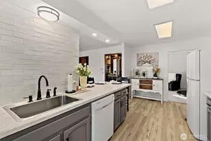 1655 Wheaton St, Raymond, WA 98577 - Photo 13