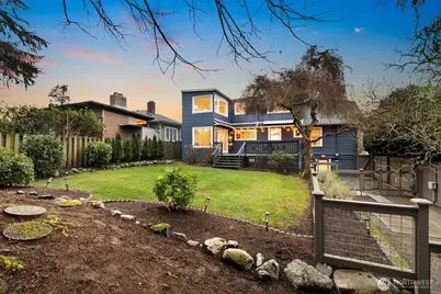 2568 28th Avenue W, Seattle, WA 98199 - Photo 31