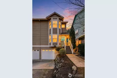 1227 NE 135th St, Seattle, WA 98125 - Photo 1