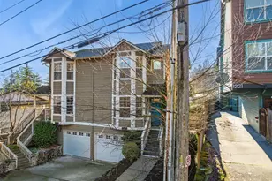 1227 NE 135th St, Seattle, WA 98125 - Photo 21