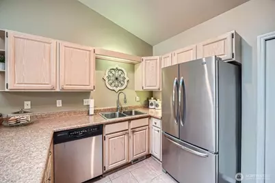 14 Lakewood Oaks Drive SW, Lakewood, WA 98499 - Photo 11