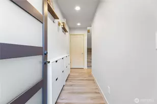 814 NW 54th St, Seattle, WA 98107 - Photo 3