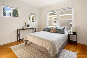 9716 Dayton Ave N, Seattle, WA 98103 - Photo 9