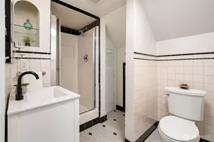 9716 Dayton Ave N, Seattle, WA 98103 - Photo 15