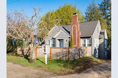 9716 Dayton Avenue N, Seattle, WA 98103 - Photo 29