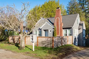 9716 Dayton Ave N, Seattle, WA 98103 - Photo 29