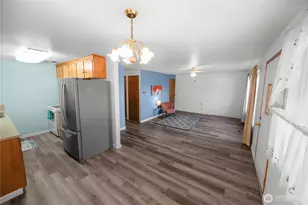 1018 13th St SW, Puyallup, WA 98371 - Photo 7