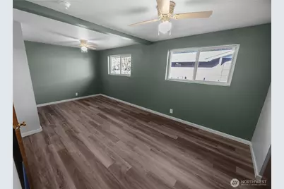 1018 13th Street SW, Puyallup, WA 98371 - Photo 11