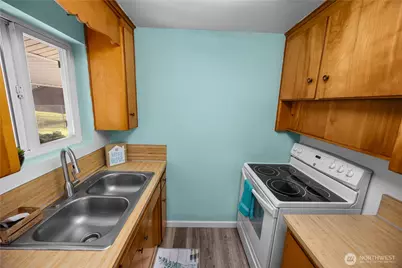 1018 13th Street SW, Puyallup, WA 98371 - Photo 9