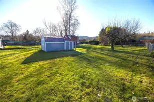 1018 13th St SW, Puyallup, WA 98371 - Photo 25