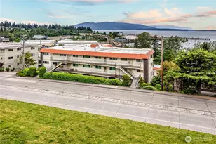 1014 11th St, Bellingham, WA 98225 - Photo 1