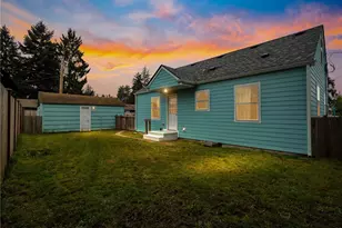 922 5th St NW, Puyallup, WA 98371 - Photo 3