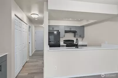 10240 Bridgeport Way SW, Lakewood, WA 98499 - Photo 13