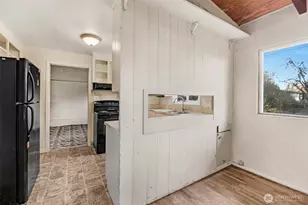 1909 N 192nd St, Shoreline, WA 98133 - Photo 9