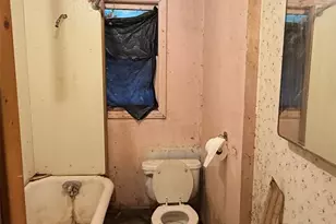 2105 D St SE, Auburn, WA 98002 - Photo 9