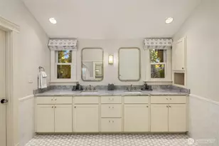 2042 77th Ave NE, Medina, WA 98039 - Photo 23