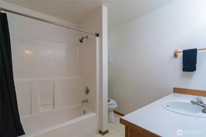 6026 Newport Court SW, Olympia, WA 98512 - Photo 23