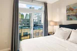 2415 2nd Ave, Seattle, WA 98121 - Photo 21