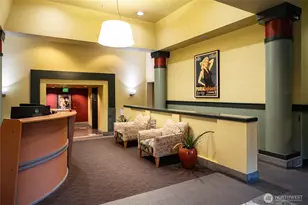 2415 2nd Ave, Seattle, WA 98121 - Photo 33