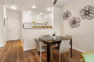 2415 2nd Ave, Seattle, WA 98121 - Photo 11