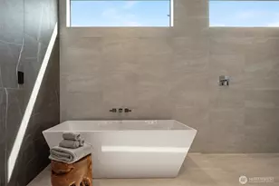 1032 89th Ave NE, Bellevue, WA 98004 - Photo 15