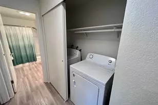 10201 17th Ave SW, Seattle, WA 98146 - Photo 15