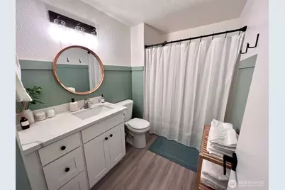 10201 17th Avenue SW, Seattle, WA 98146 - Photo 21