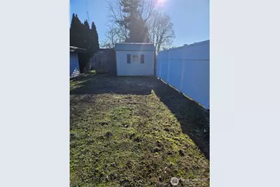 803 Dayton Avenue NE, Renton, WA 98056 - Photo 23