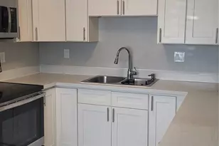 803 Dayton Ave NE, Renton, WA 98056 - Photo 11