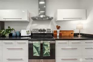 701 17th Ave, Seattle, WA 98122 - Photo 15