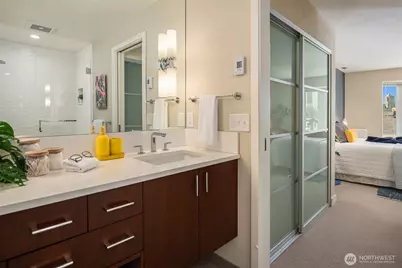 701 17th Avenue #305, Seattle, WA 98122 - Photo 21