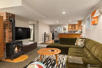 334 NW 51st Street, Seattle, WA 98107 - Photo 17