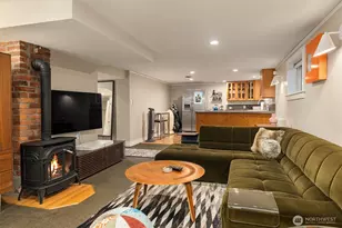 334 NW 51st St, Seattle, WA 98107 - Photo 17