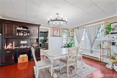 304 Crawford Street, Kelso, WA 98626 - Photo 11