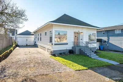 304 Crawford Street, Kelso, WA 98626 - Photo 3