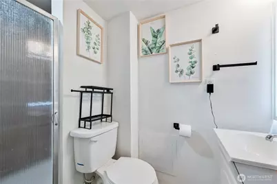 304 Crawford Street, Kelso, WA 98626 - Photo 33